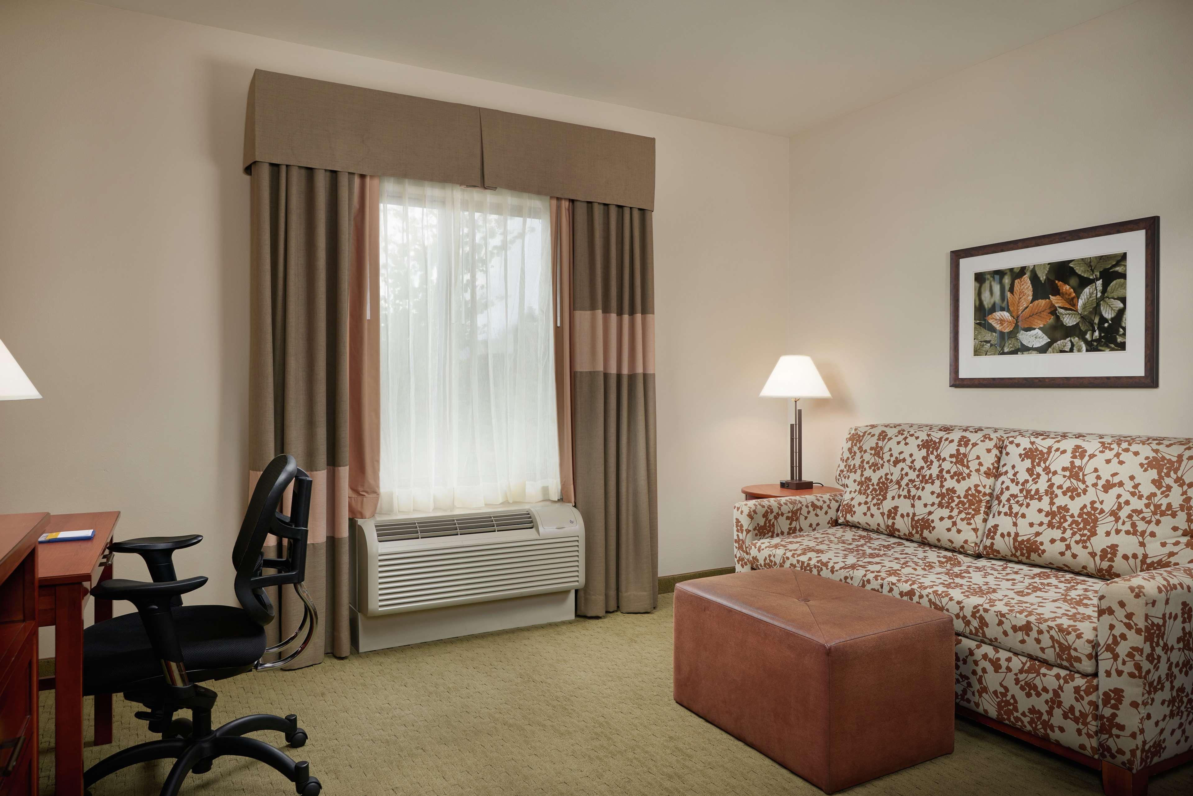 Hampton Inn And Suites Сейлем Экстерьер фото