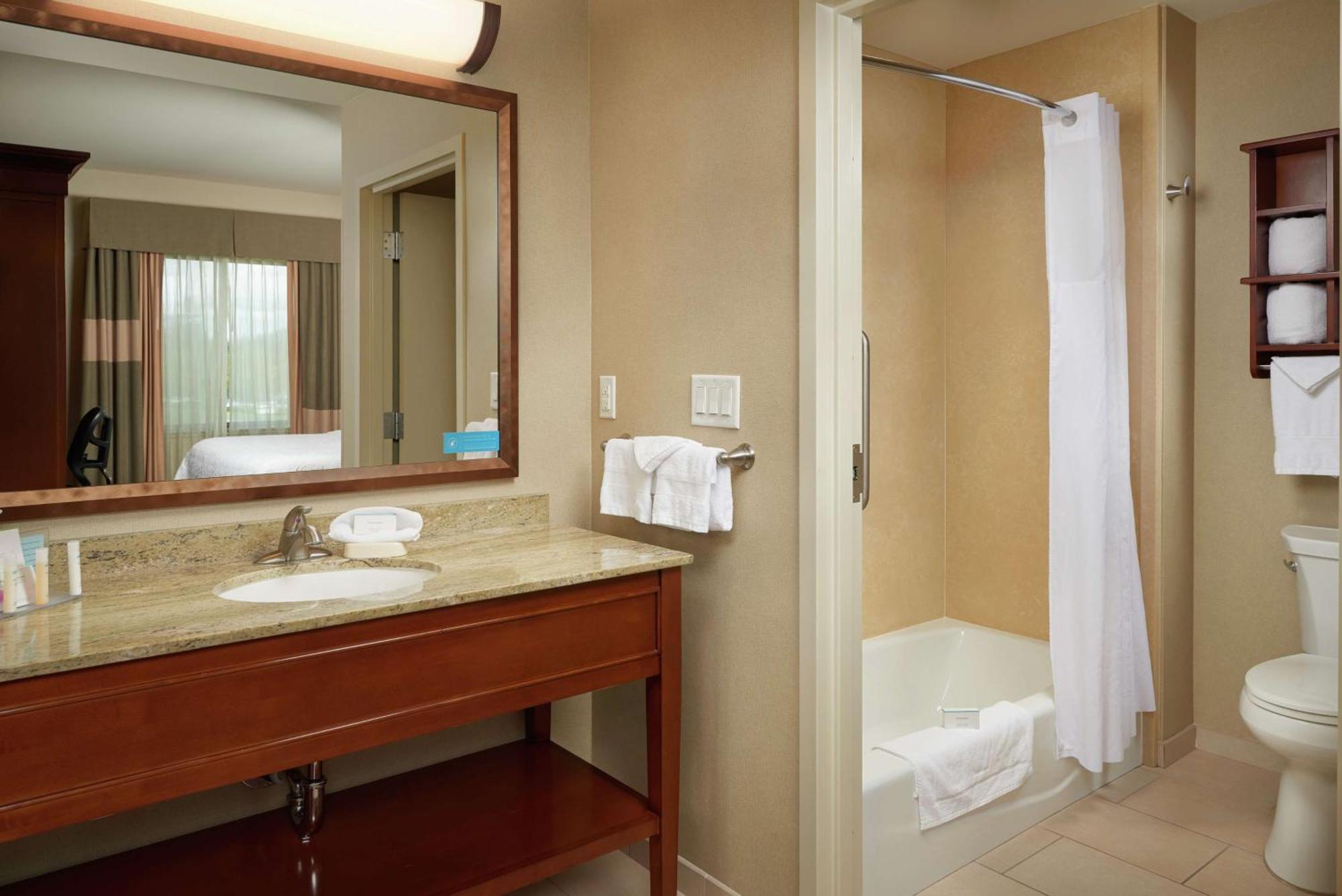 Hampton Inn And Suites Сейлем Экстерьер фото